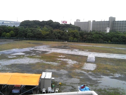土地は財務省関東財務局所有の国有地約5,000坪