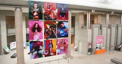 現在開催中の「アイドル！」展