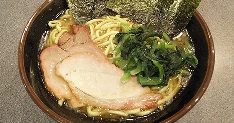 吉村家のラーメン（590円）