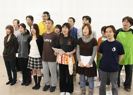 20～50歳代のメンバーからなる市民劇団「横浜スタイル」
