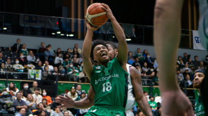 プロバスケ「横浜エクセレンス」入団1年目　横浜出身18歳・クーリバリ セリンムルタラ選手　独占インタビュー