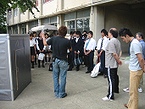 県立高校の校外総合学習での授業風景