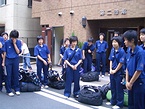 横浜を満喫しドヤを去る女子高生たち