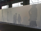 最初に出会う高松次郎氏の作品「工事現場の塀の影」